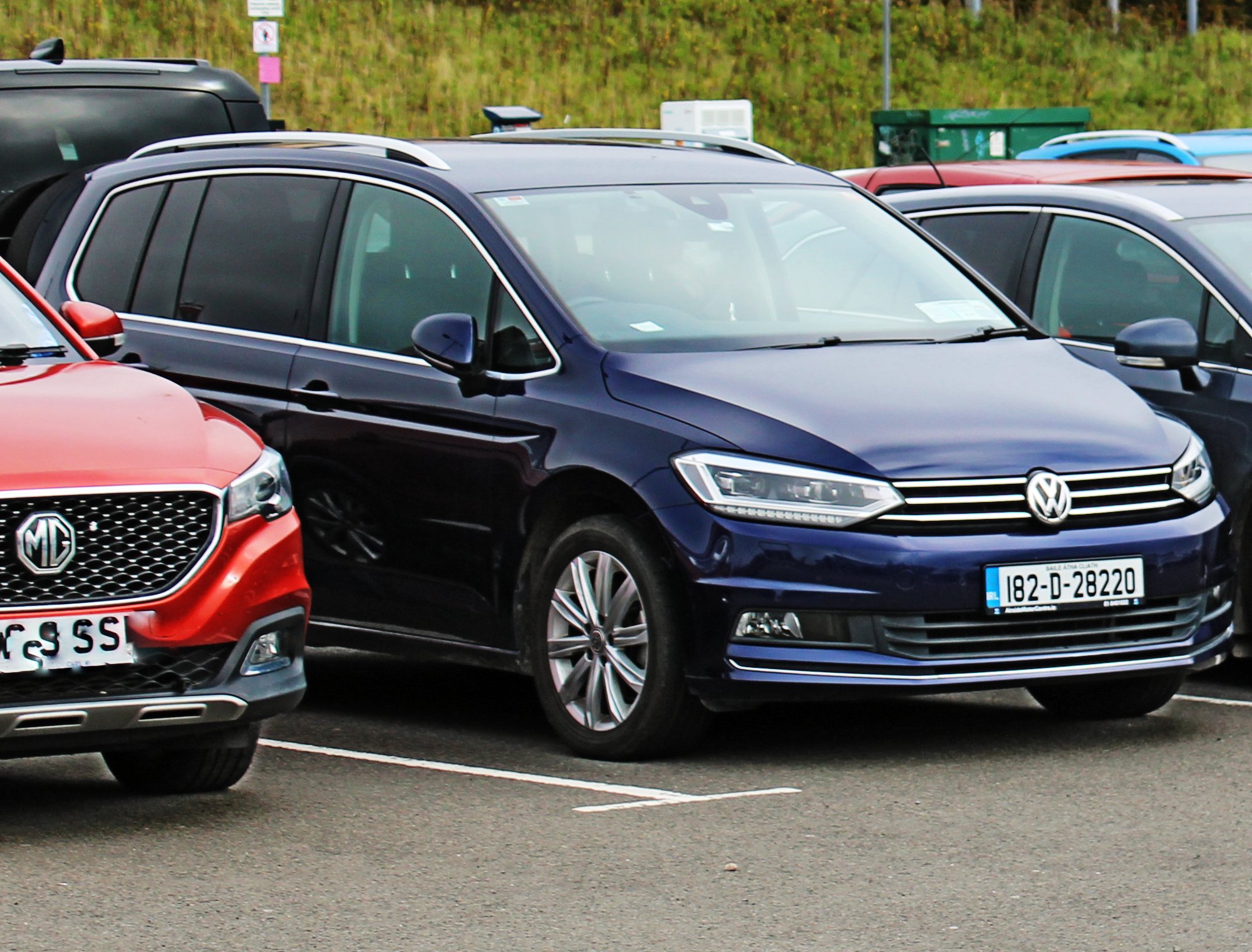 182-D-28220, Volkswagen Touran 2nd gen (5T1), 2015–