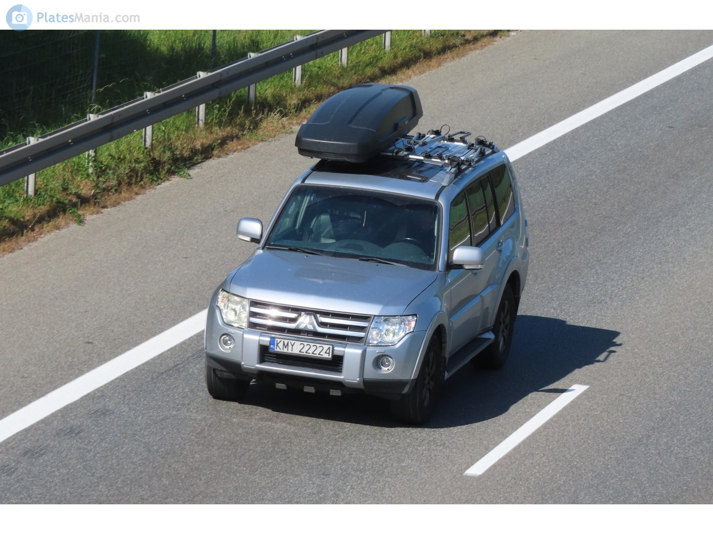 KMY 22224, Mitsubishi Pajero 