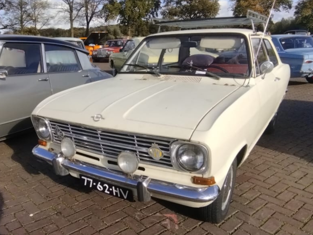 77-62-HV, Opel Kadett 2nd gen 2-door Sedan (B), 1965–1973