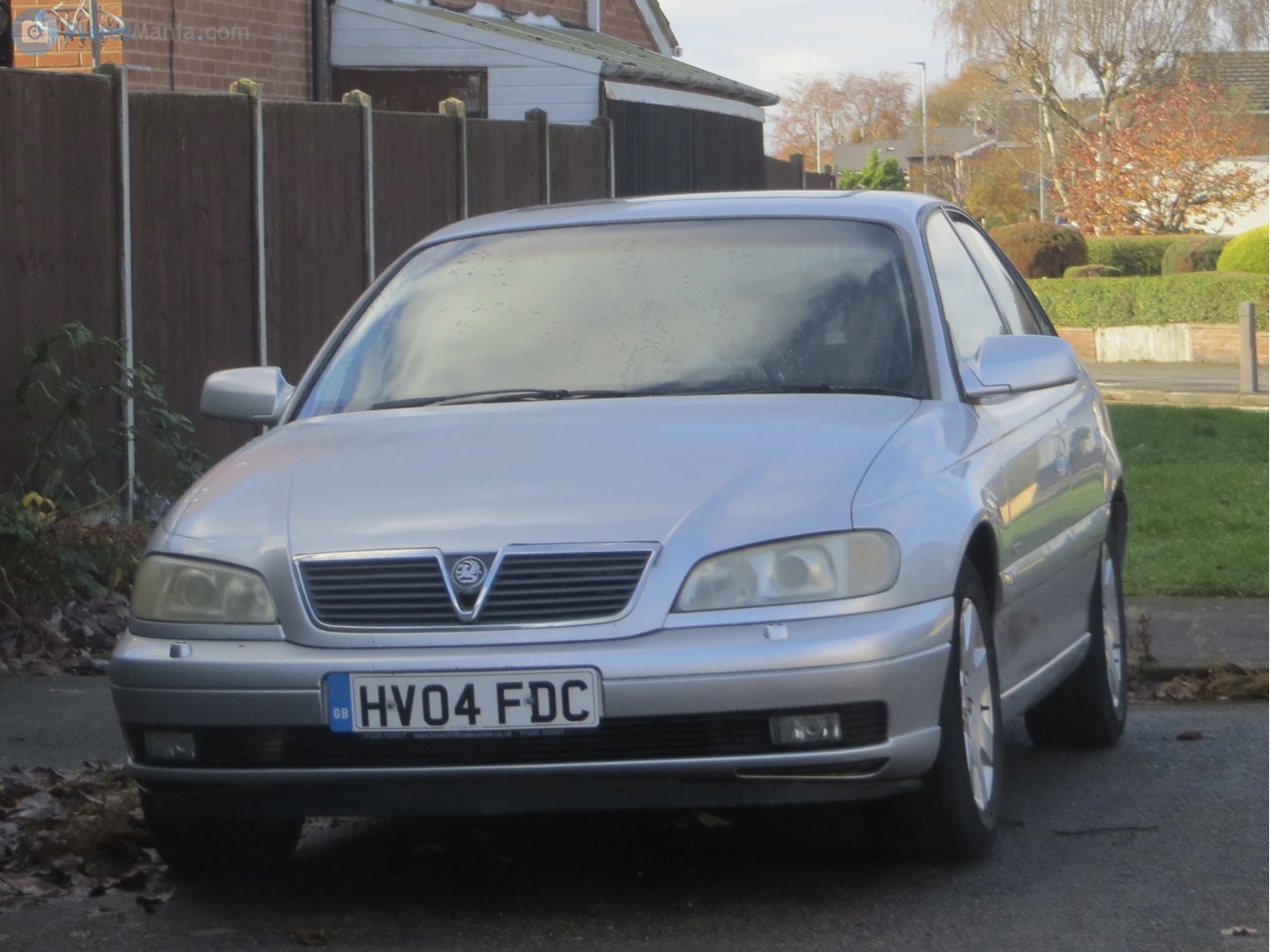 HV04FDC, Vauxhall Omega 1st gen Sedan (B; V94), facelift, 1999–2003