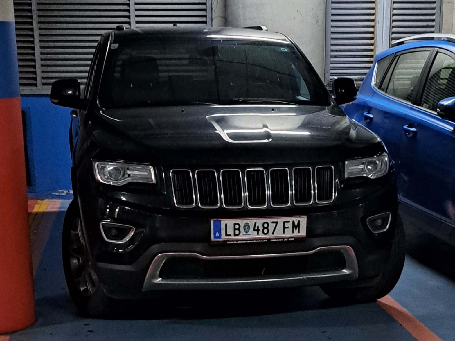 LB 487 FM, Jeep Grand Cherokee 4th gen (WK2), 2010–2013