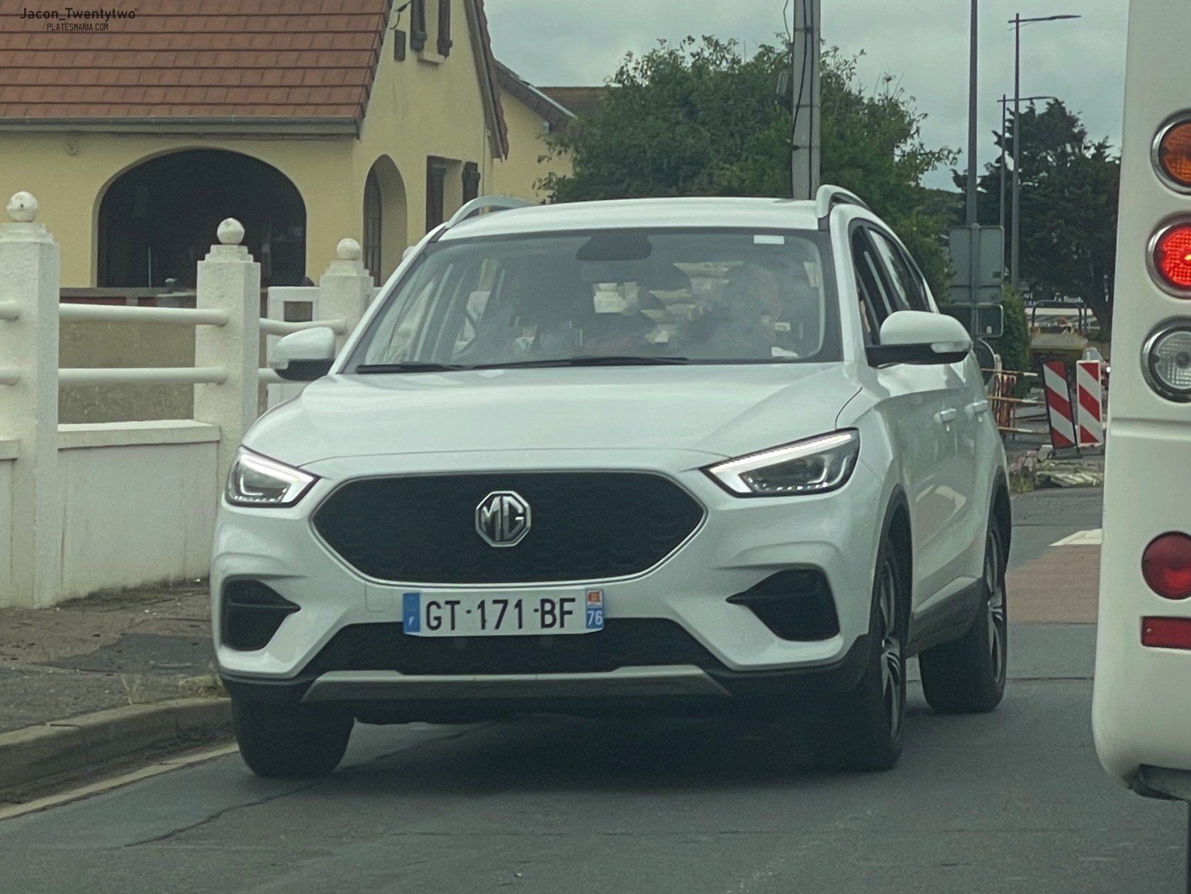 GT-171-BF, MG ZS SUV 