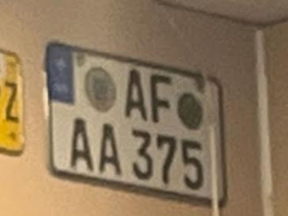 AF AA 375, License plate without vehicle 