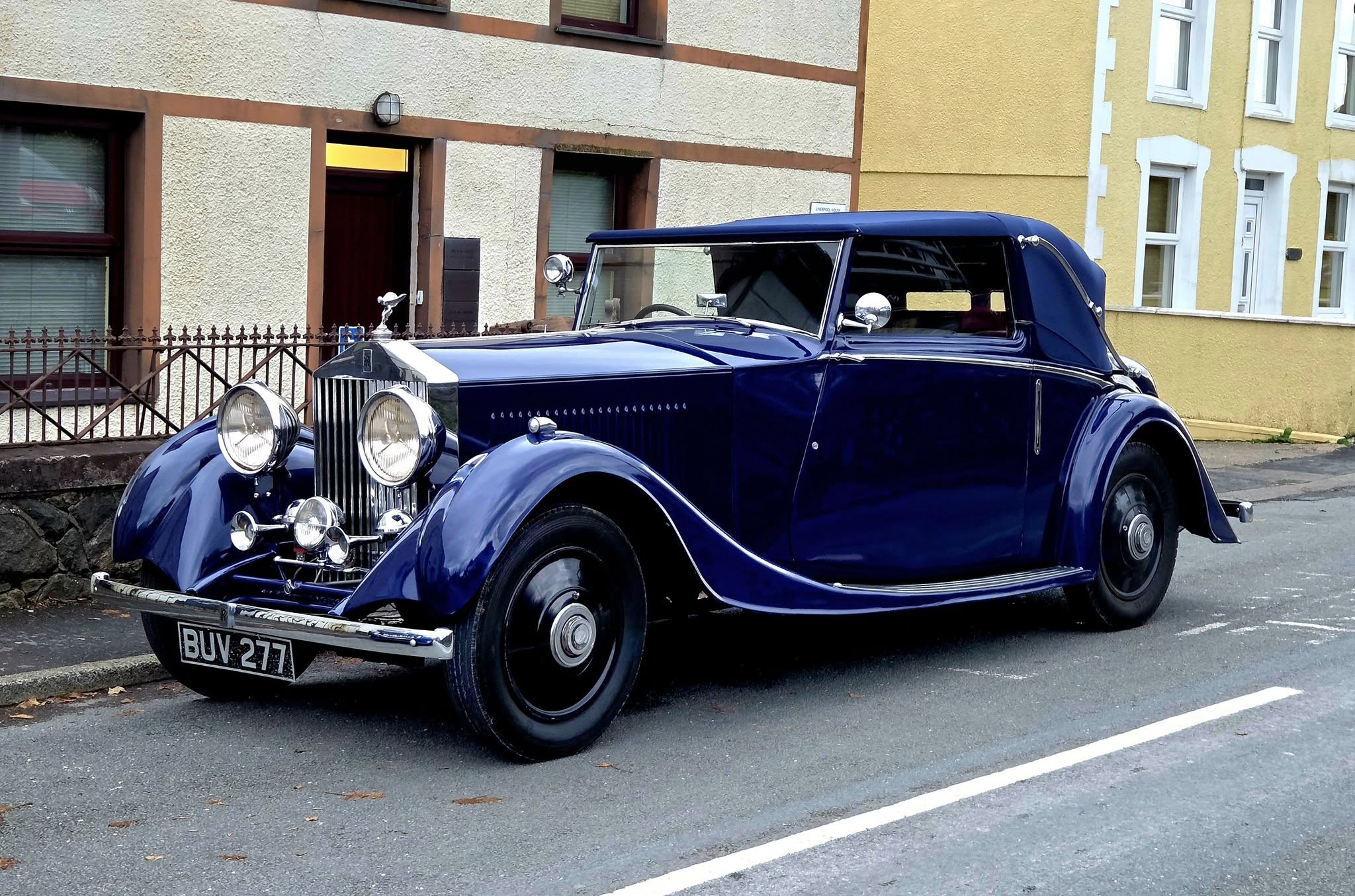 BUV277, Rolls-Royce Phantom Drophead Coupé 