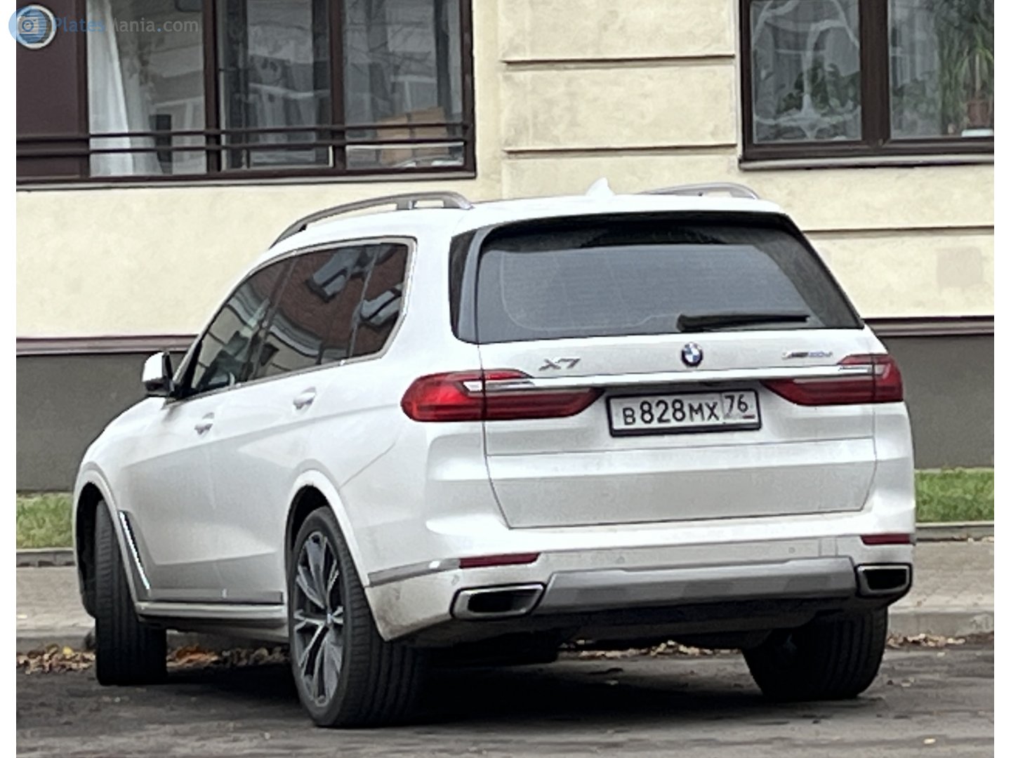 в 828 мх 76, BMW X7 