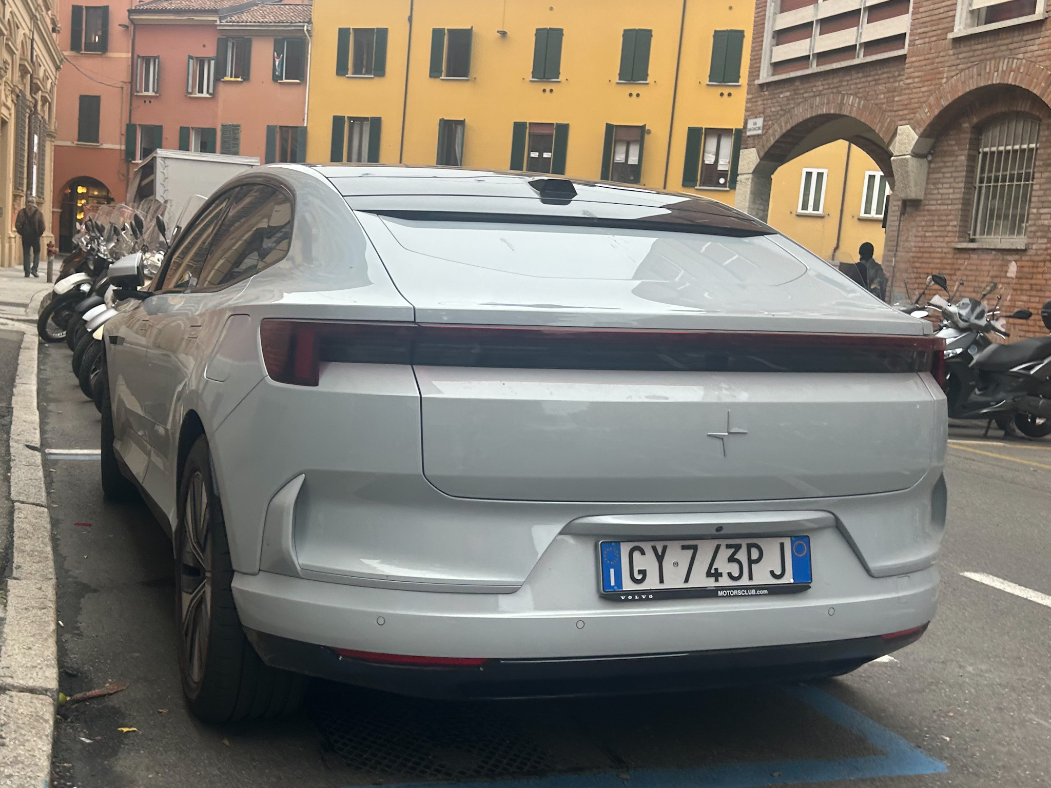 GY 743 PJ, Polestar 4 1st gen, 2023–