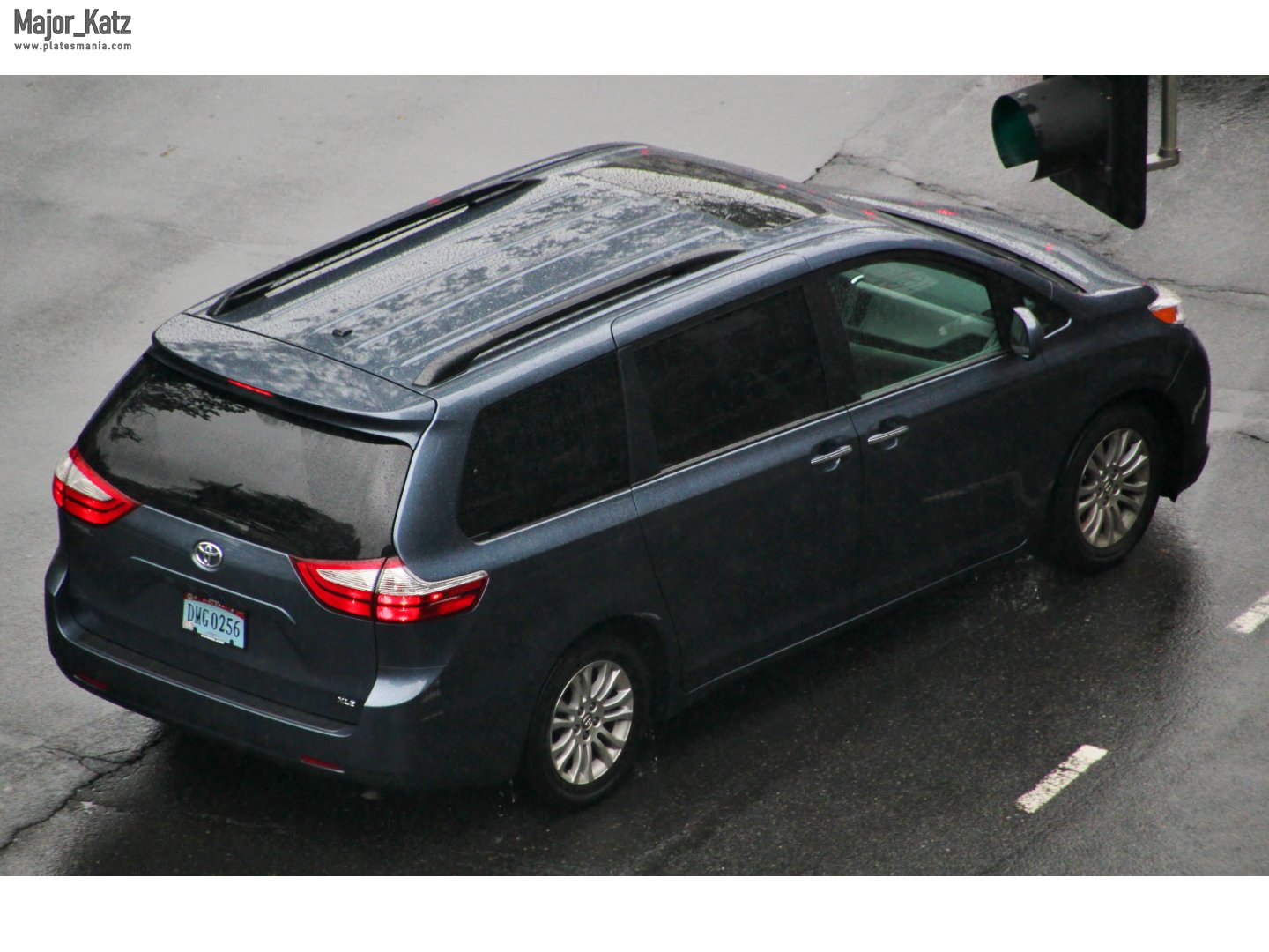 DMG 0256, Toyota Sienna 3rd gen (XL30), 2010–2020