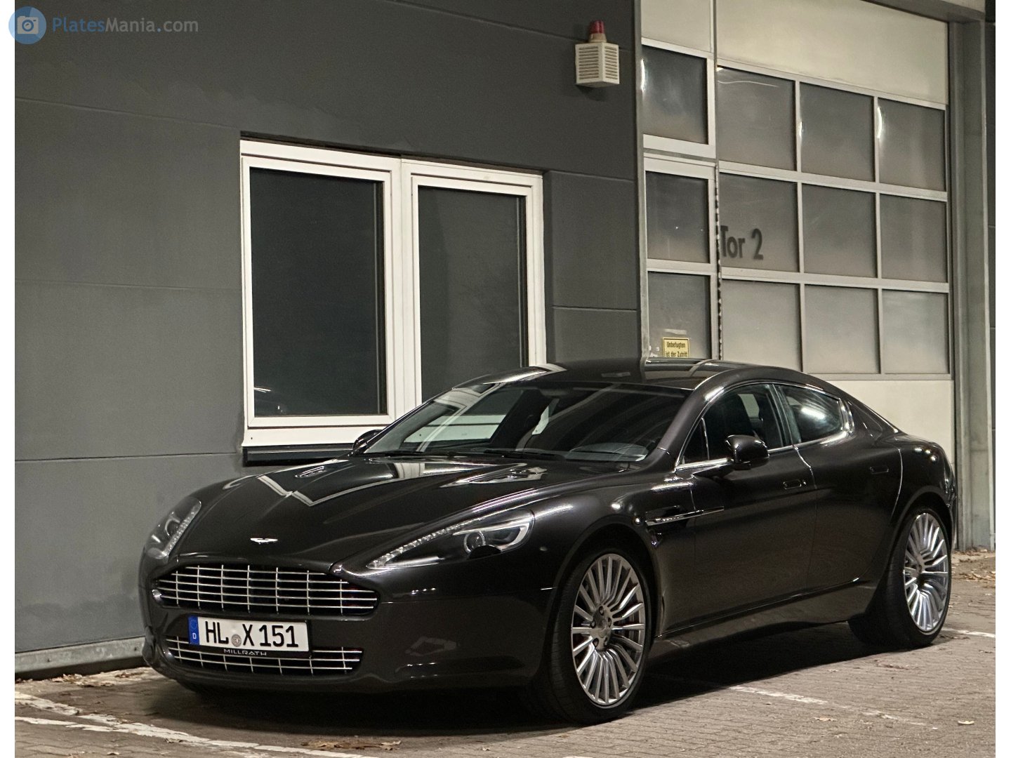 HL X 151, Aston Martin Rapide 