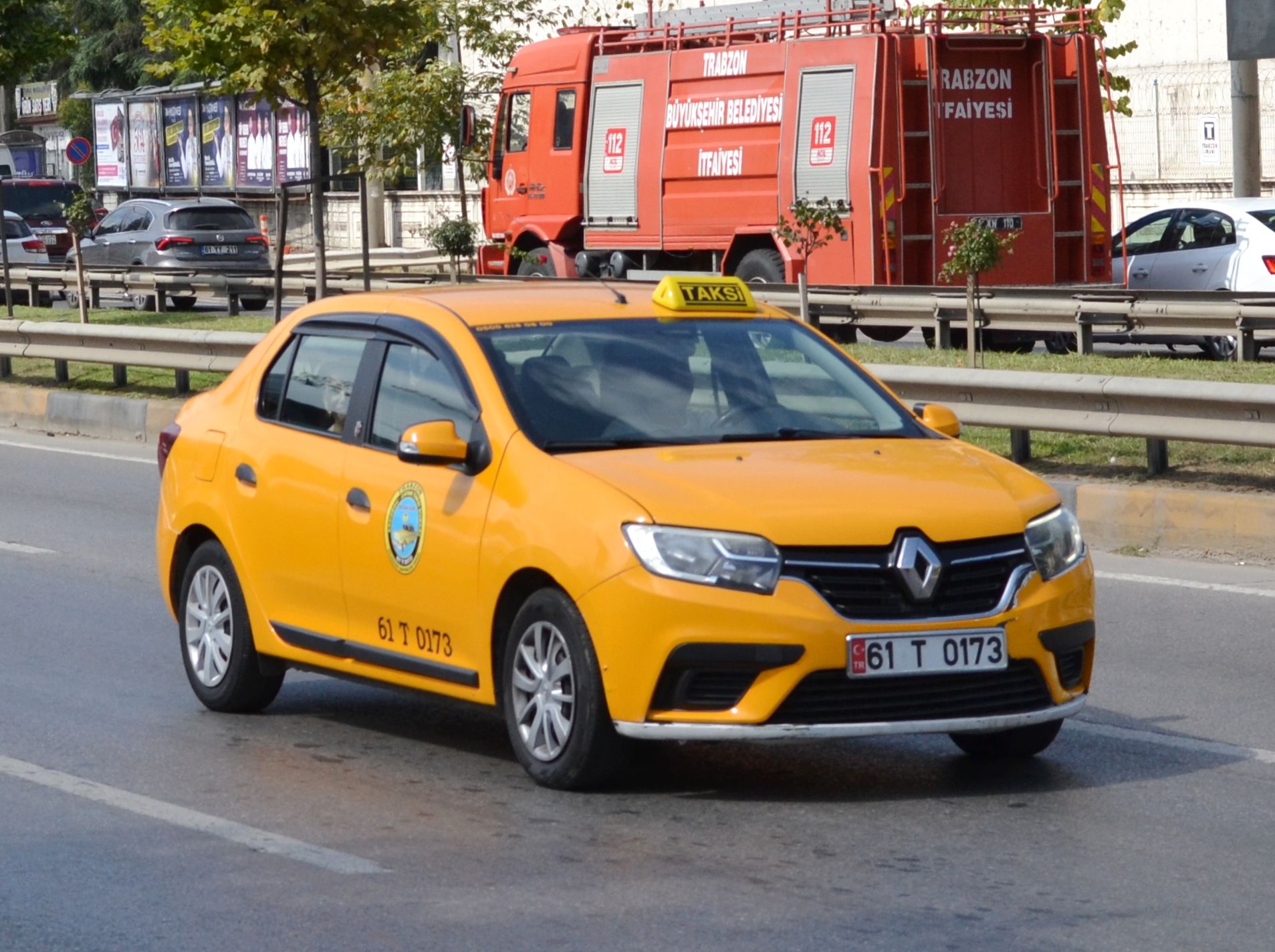 61 T 0173, Renault Logan 