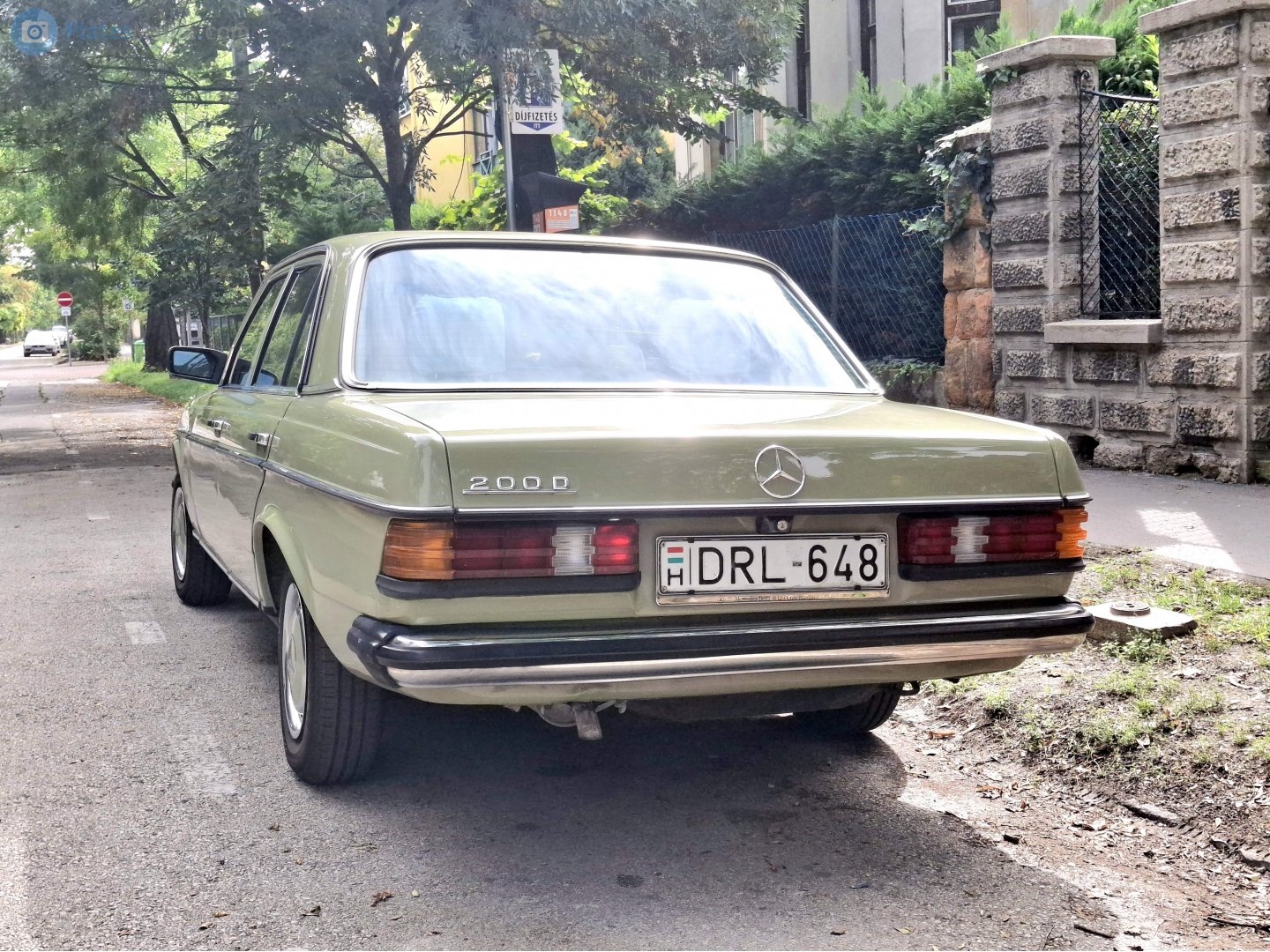 DRL-648, Mercedes-Benz E-Klasse 200–300 Sedan (W123), 1975­–1986