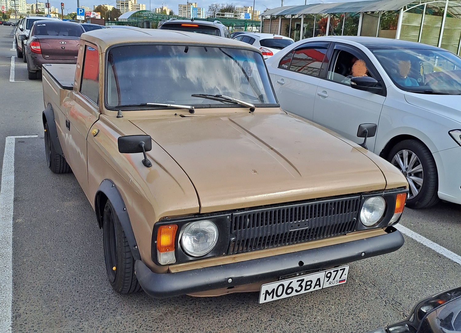 м 063 ва 977, Izh 2715 2715, facelift, 1982–2001