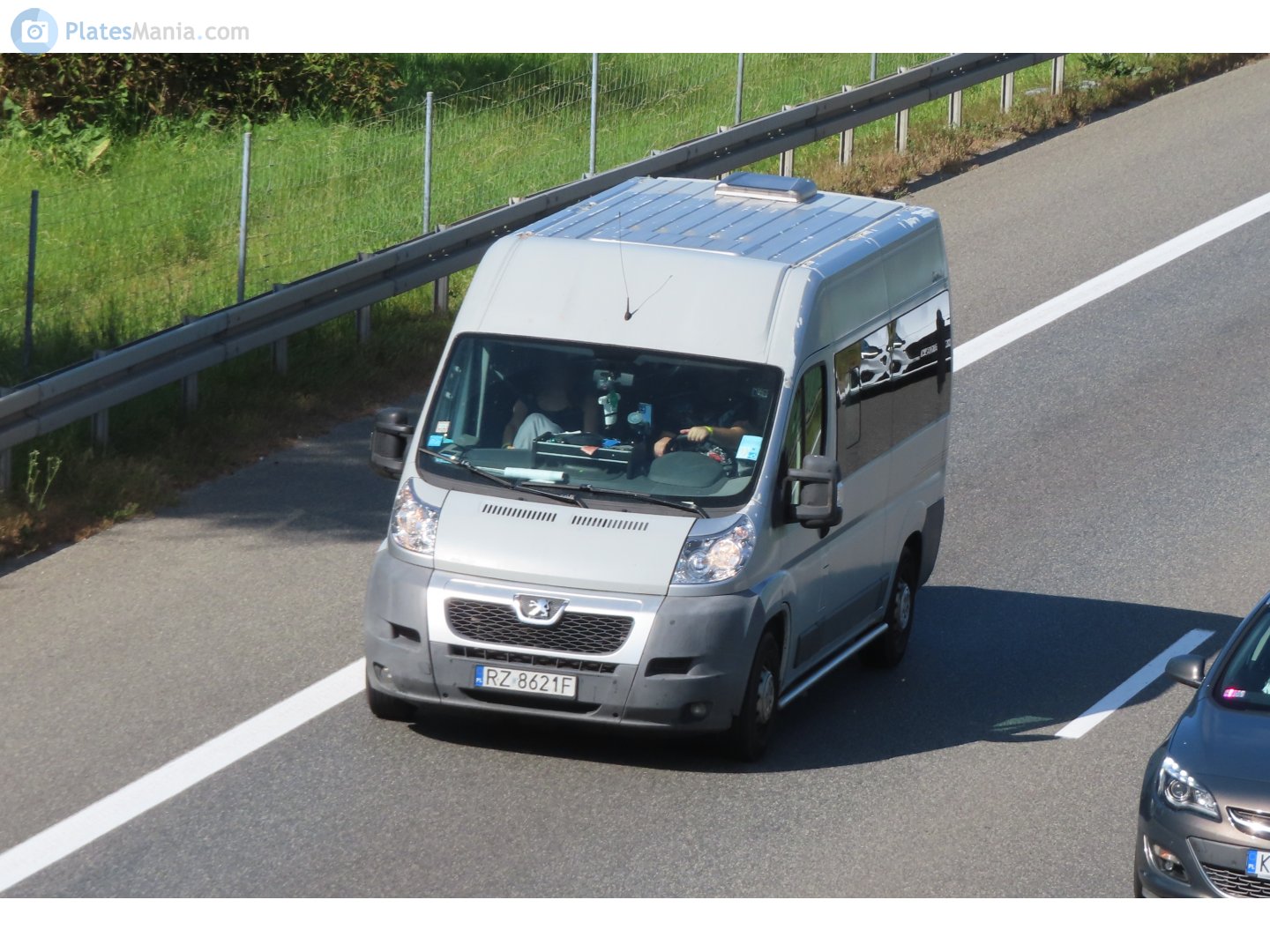 RZ 8621F, Peugeot Boxer 
