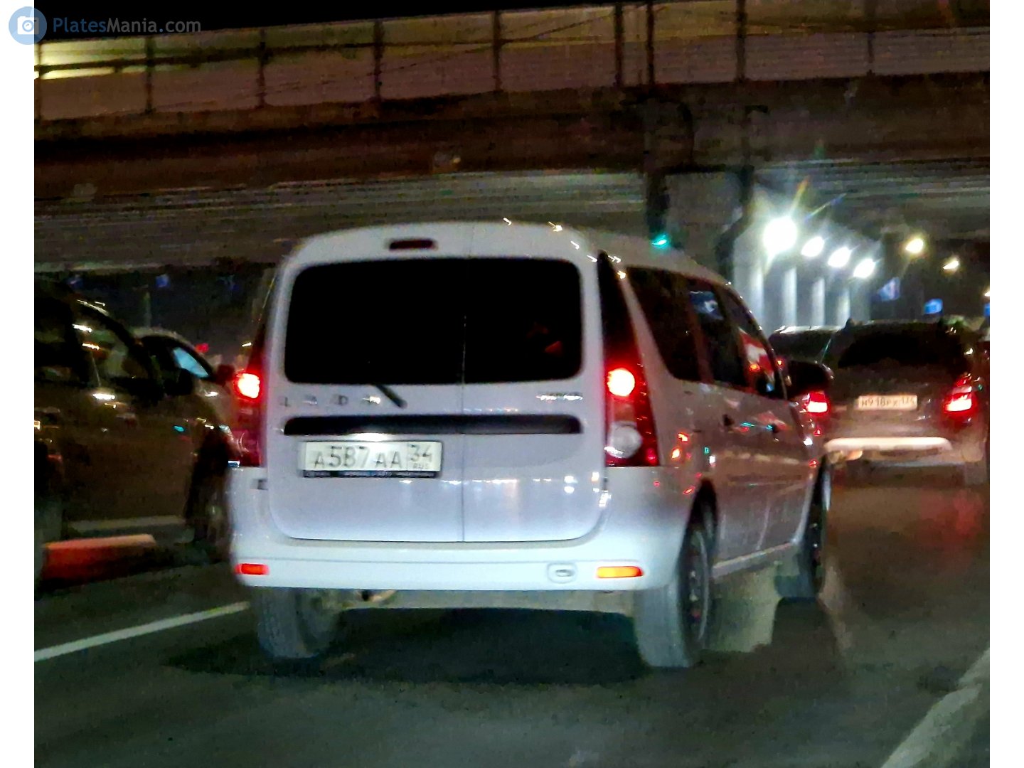 а 587 аа 34, Lada (VAZ) Largus 1st gen R90 (KS0/RS0), 2012­–2020