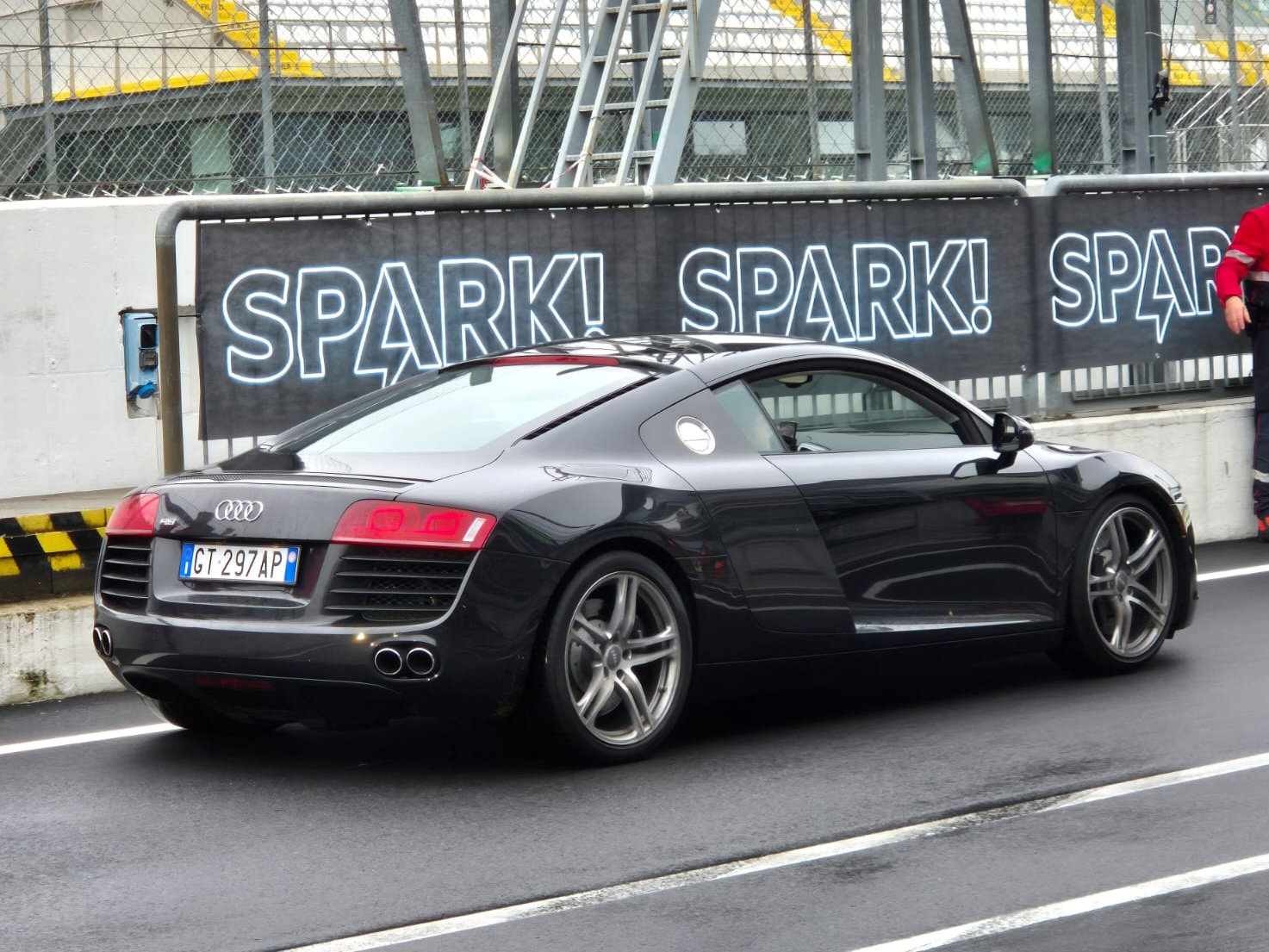 GT 297 AP, Audi R8 1st gen Coupé (422/423), 2006–2015
