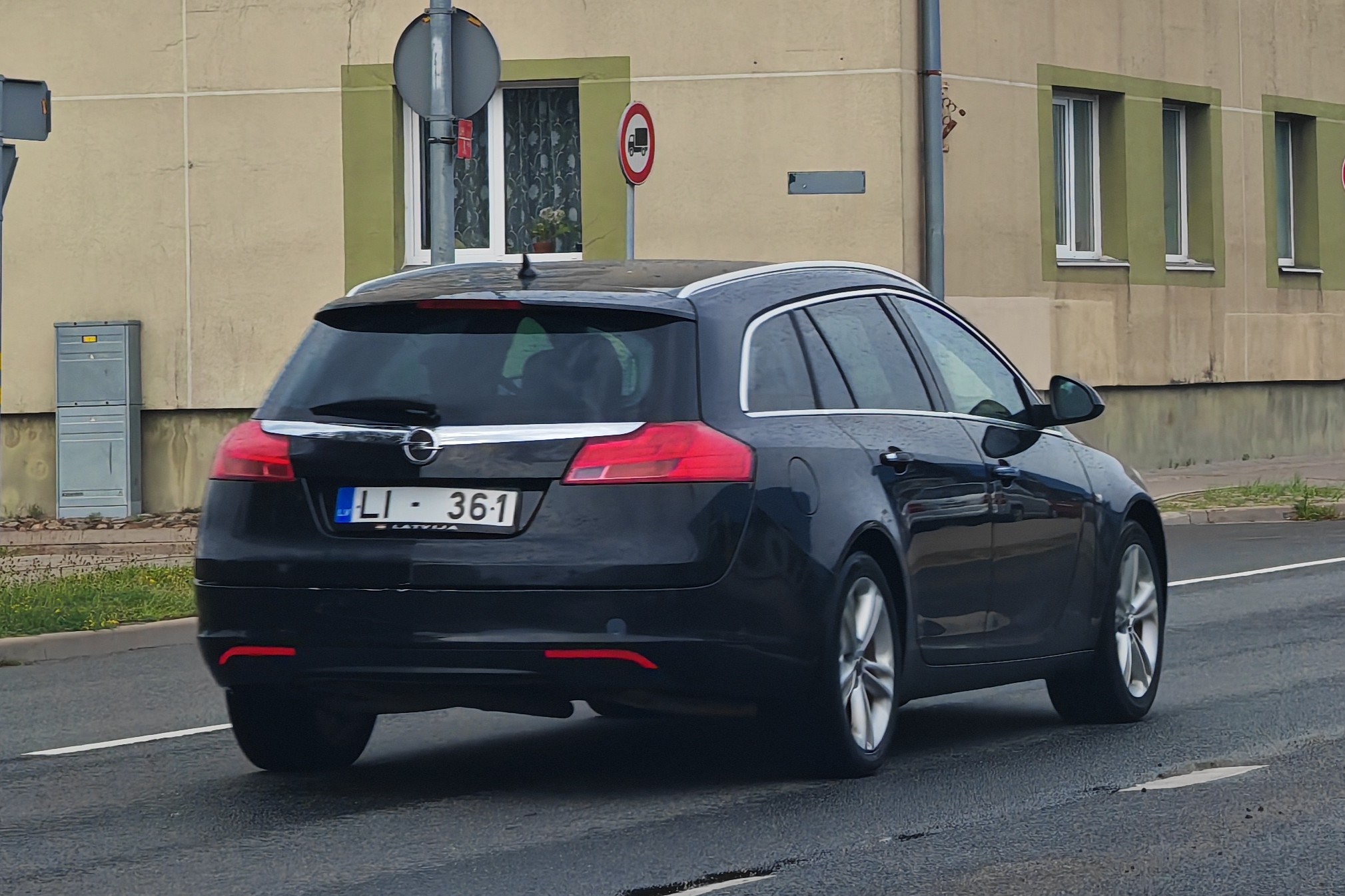 LI-361, Opel Insignia 1st gen Sports Tourer (A; G09), 2008–2013