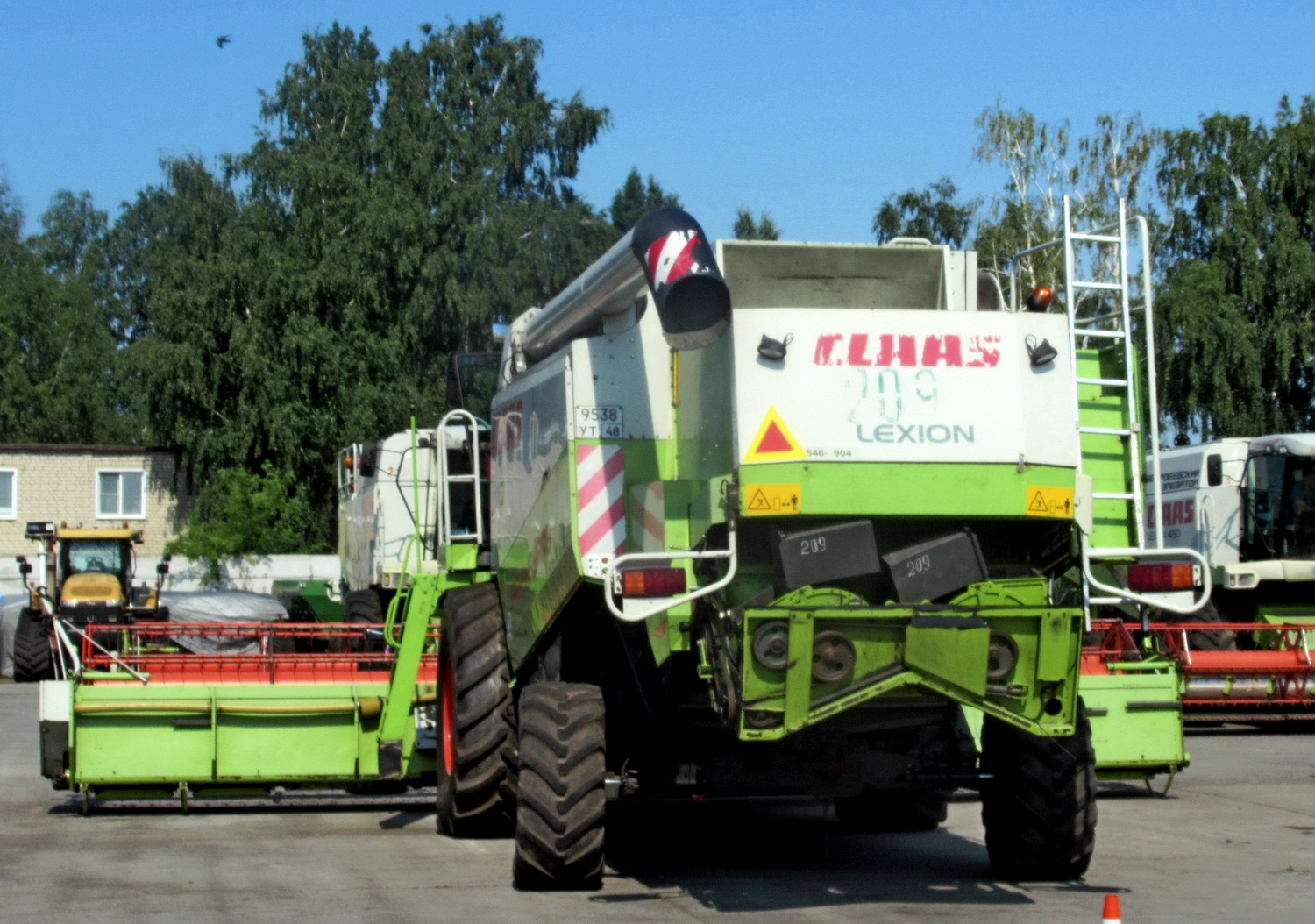 9538 ут 48, Claas Lexion 