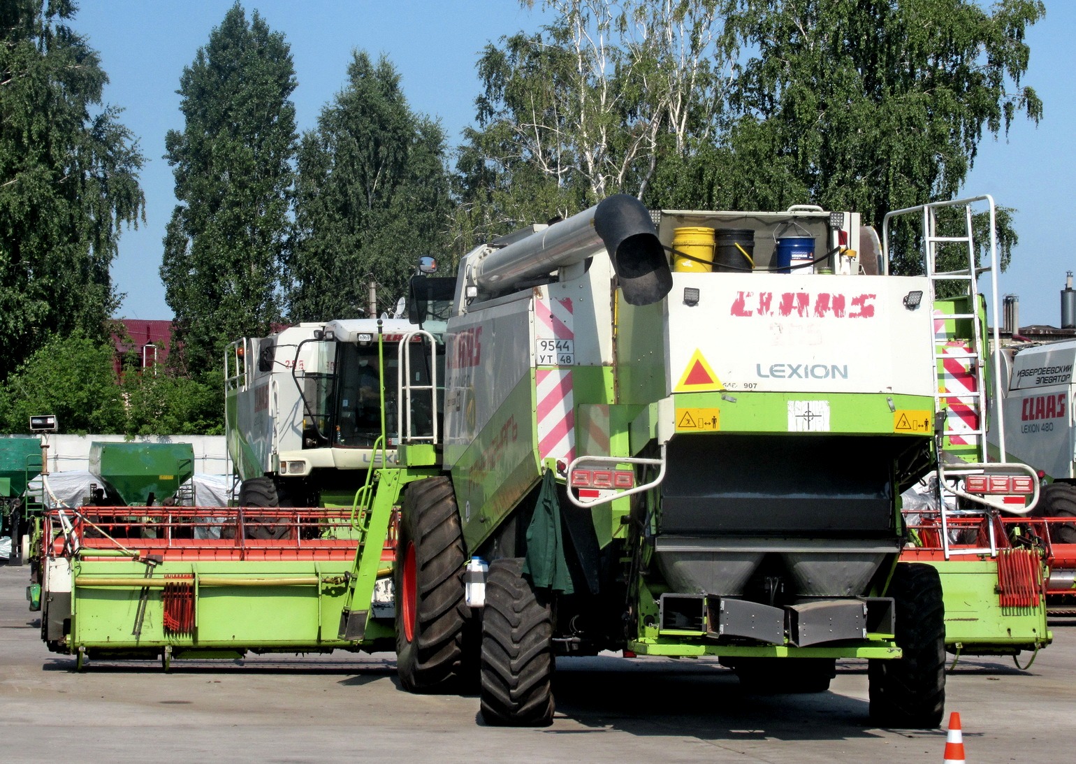 9544 ут 48, Claas Lexion 