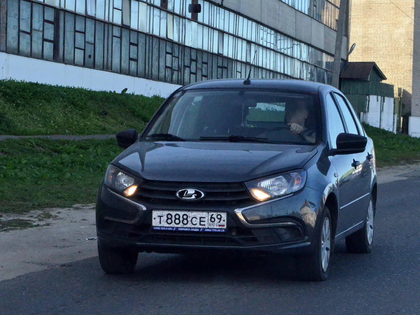 т 888 се 69, Lada (VAZ) 2194 Kalina/Granta 