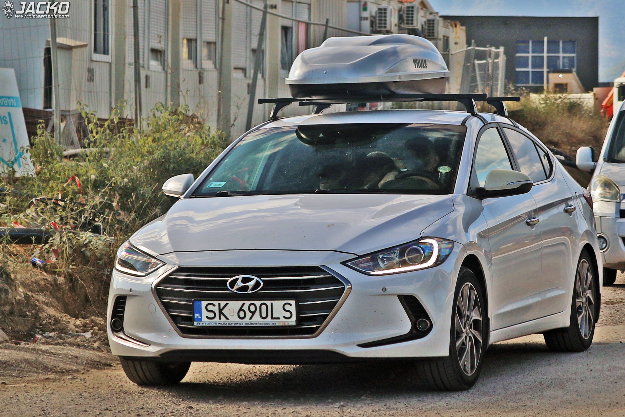 SK 690LS, Hyundai Elantra 6th gen Sedan (AD), 2015–2018