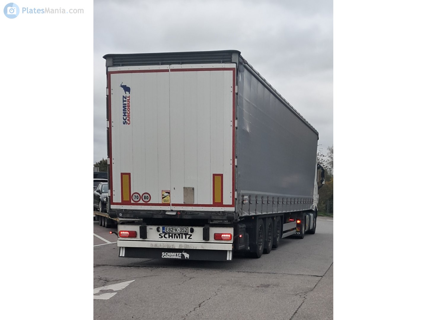 E82-K-352, Schmitz SCS 