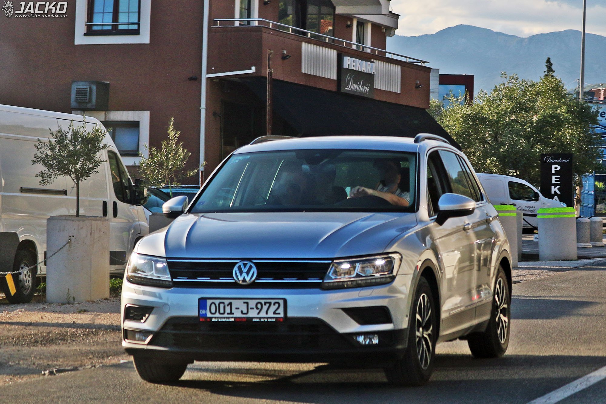 O01-J-972, Volkswagen Tiguan 2nd gen (AD/AX/Allspace/L), 2016–2021