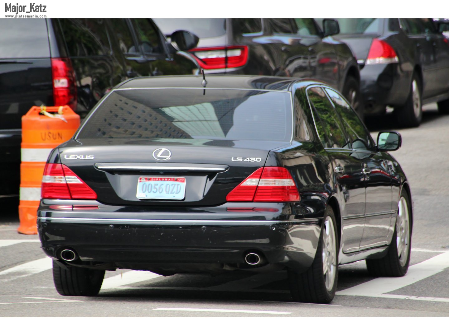 0056 QZD, Lexus LS 3rd gen (XF30), 2000–2006