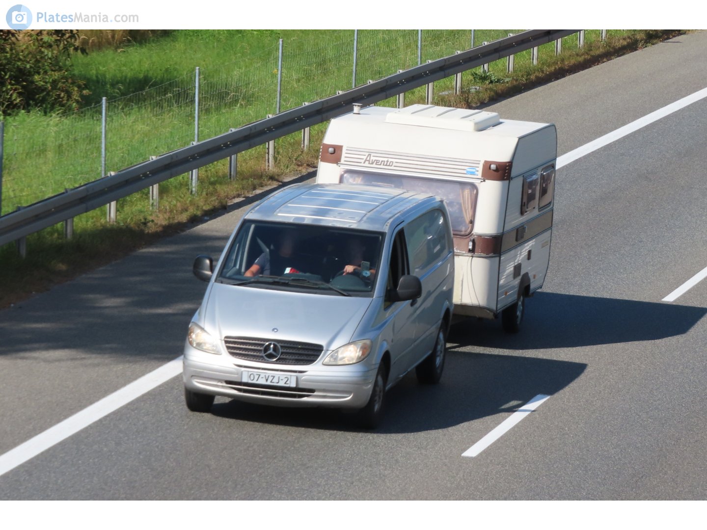 07-VZJ-2, Mercedes-Benz Vito 