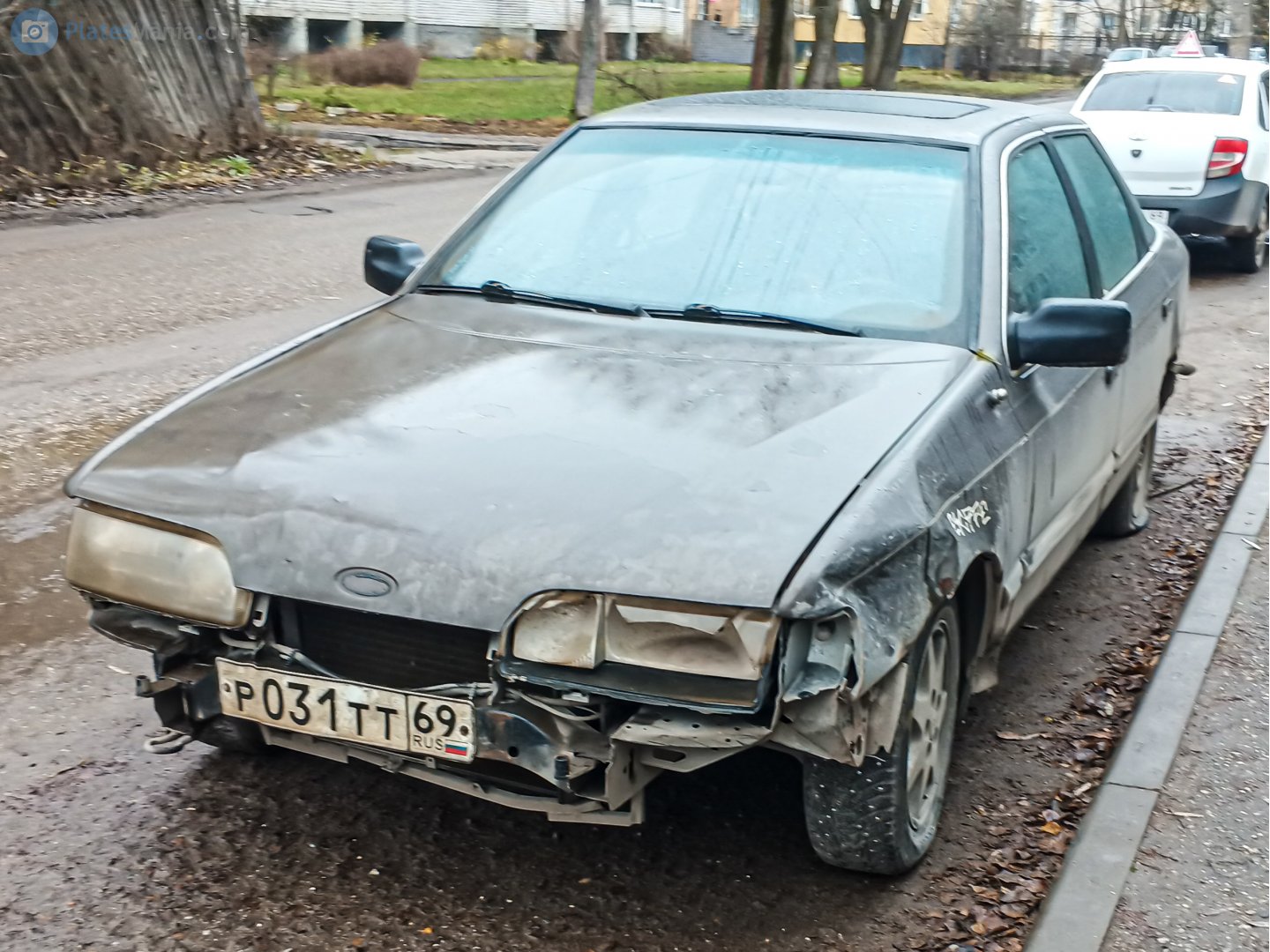 р 031 тт 69, Ford Scorpio 1st gen Liftback (GAE/GGE), 1985–1992
