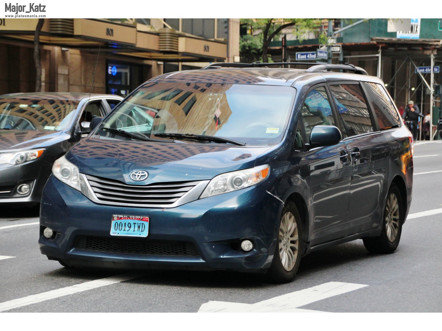 0019 TWD, Toyota Sienna 3rd gen (XL30), 2010–2020