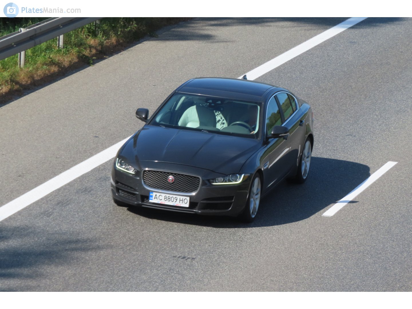 AC 8809 HO, Jaguar XE 
