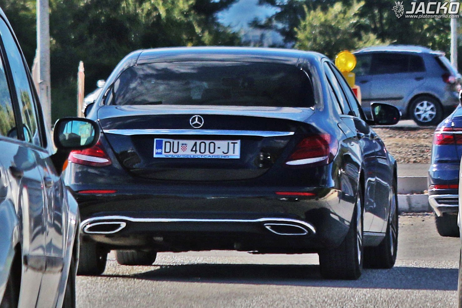 DU 400-JT, Mercedes-Benz E-Klasse 