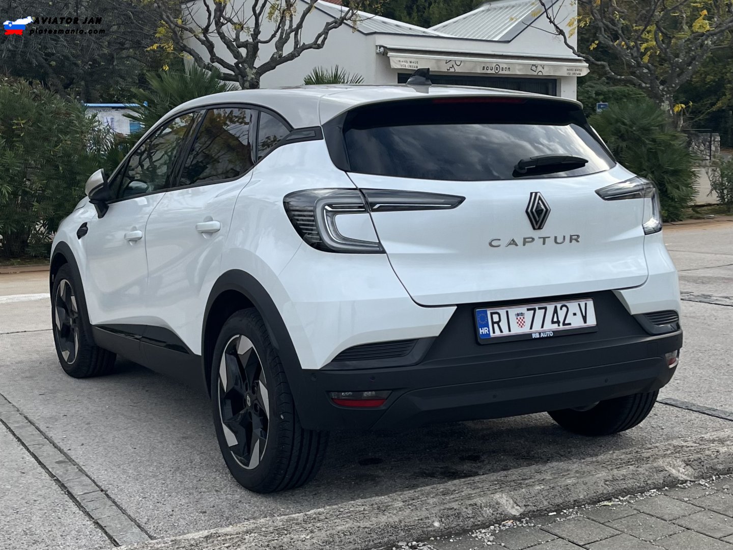 RI 7742-V, Renault Captur 2nd gen (XJB), facelift, 2024–