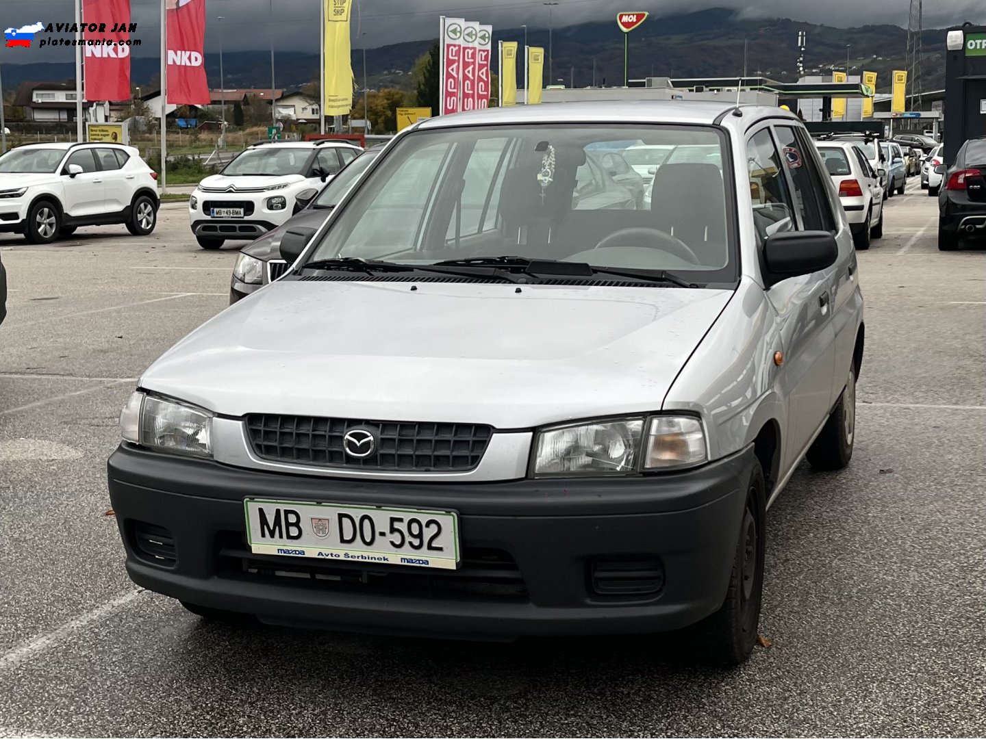 MB D0-592, Mazda Demio 1st gen (DW), 1996–2003