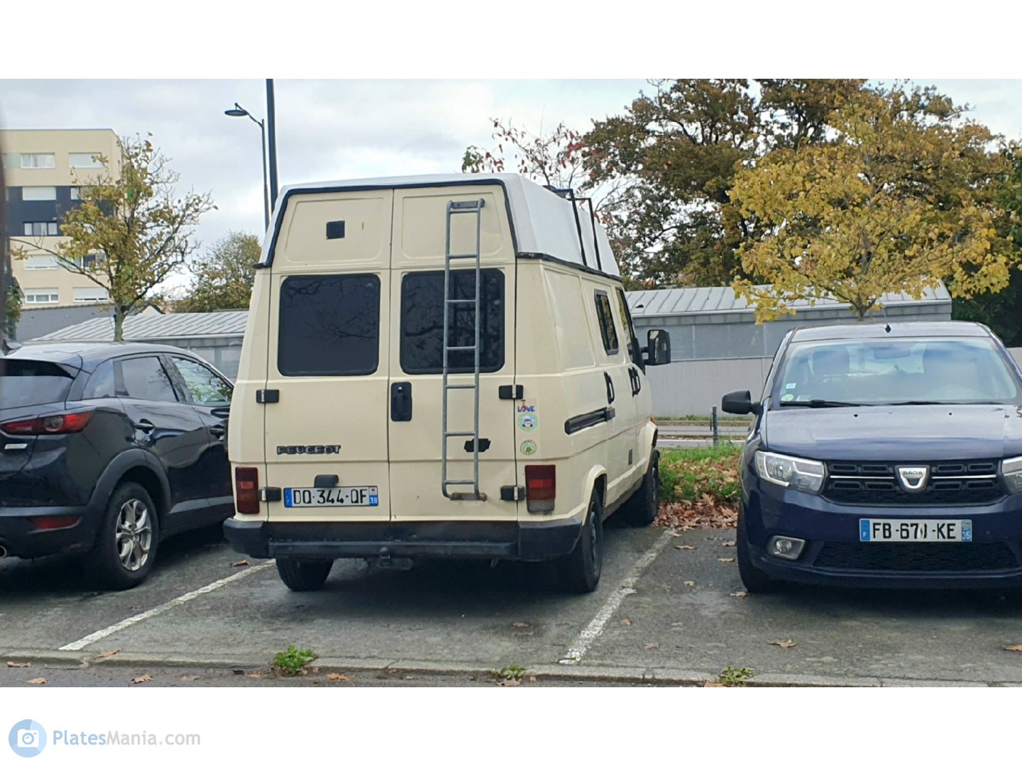 DQ-344-QF, Peugeot J5 