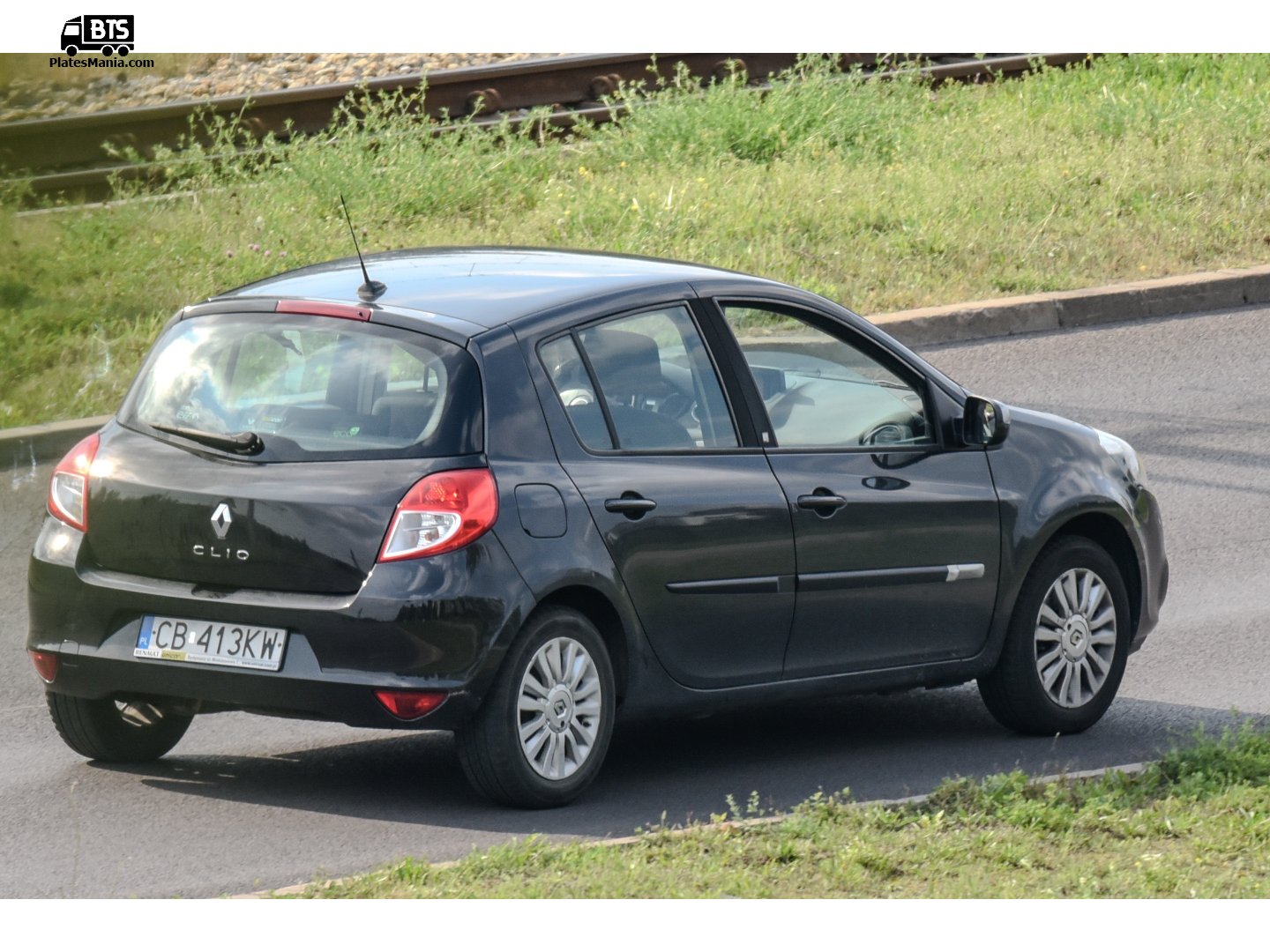 CB 413KW, Renault Clio 