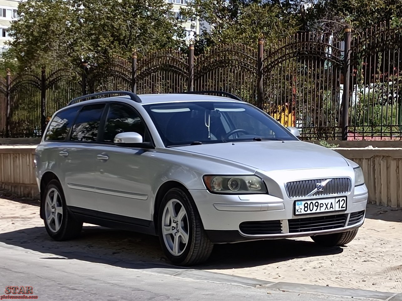 809 PXA 12, Volvo V50 1st gen (545), 2004–2007