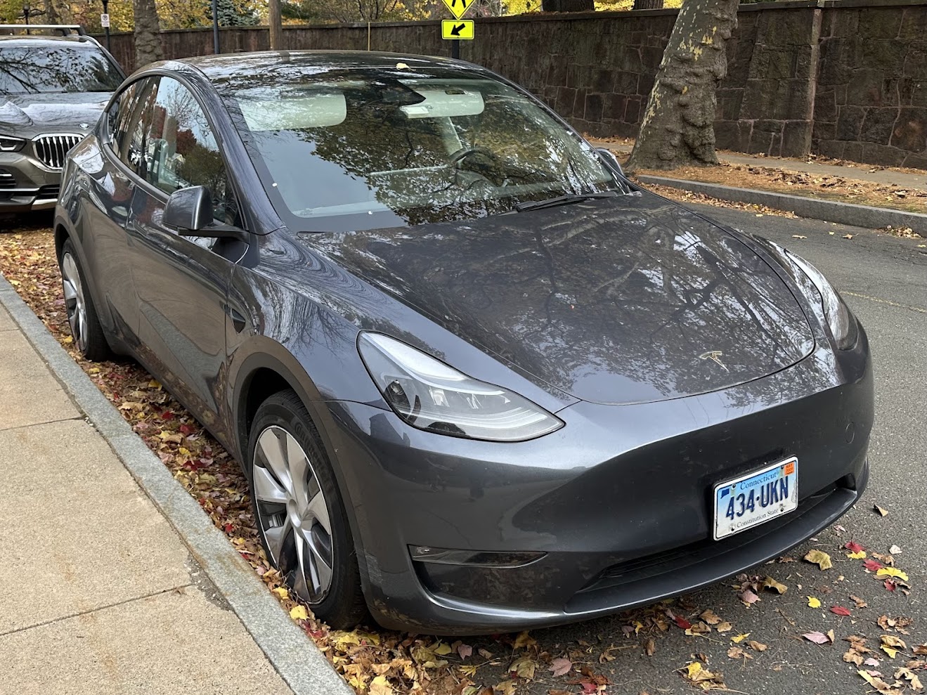 434-UKN, Tesla Model Y 1st gen (5YJY), 2020–2025