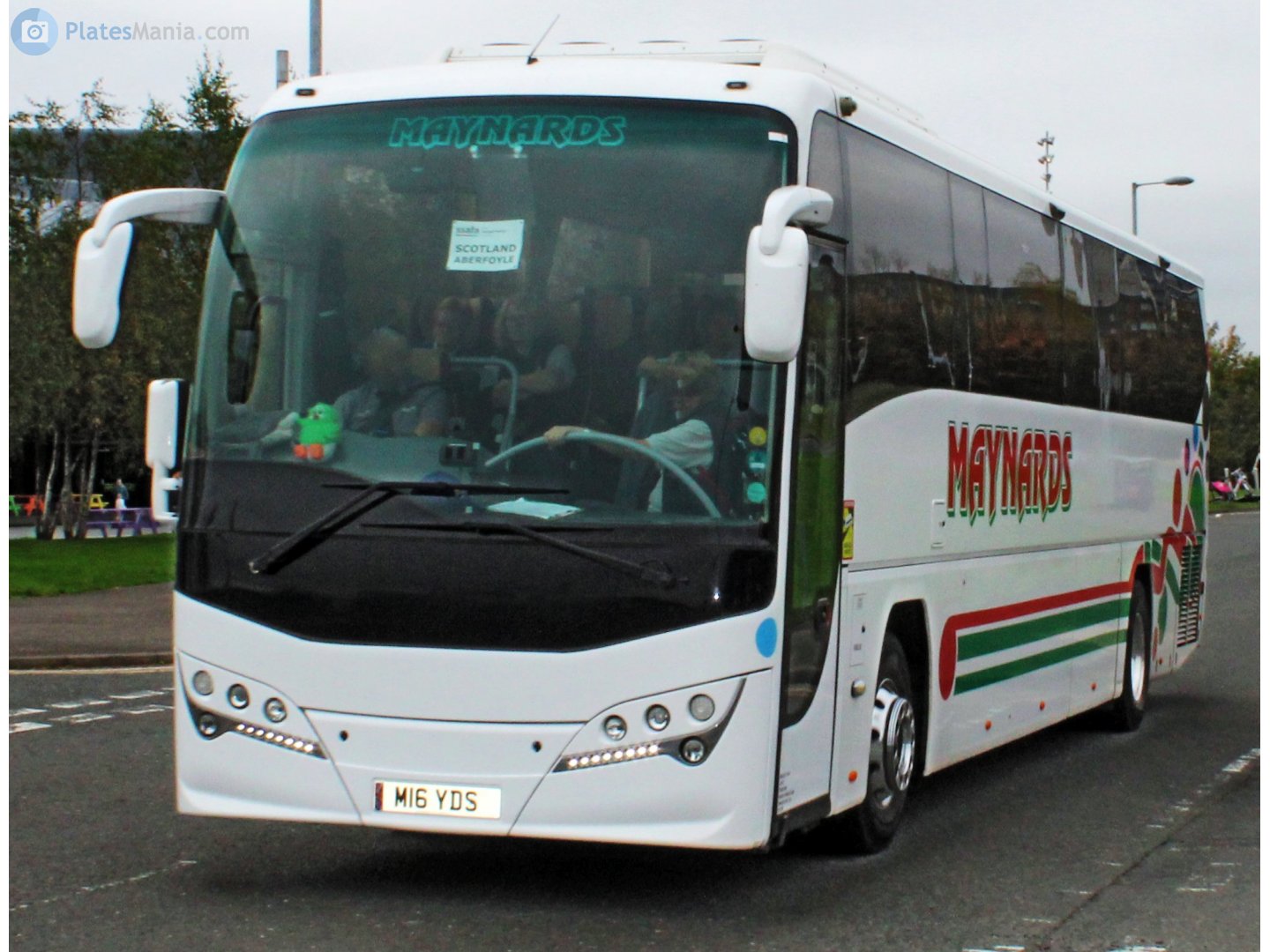 M16YDS, Plaxton Panther 