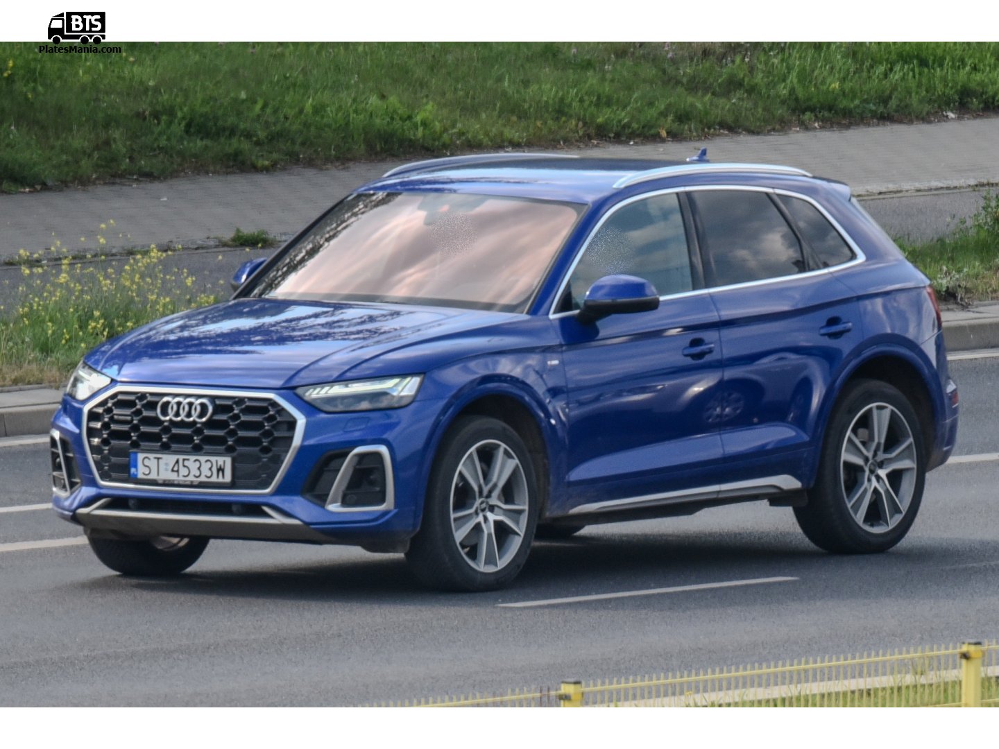 ST 4533W, Audi Q5 