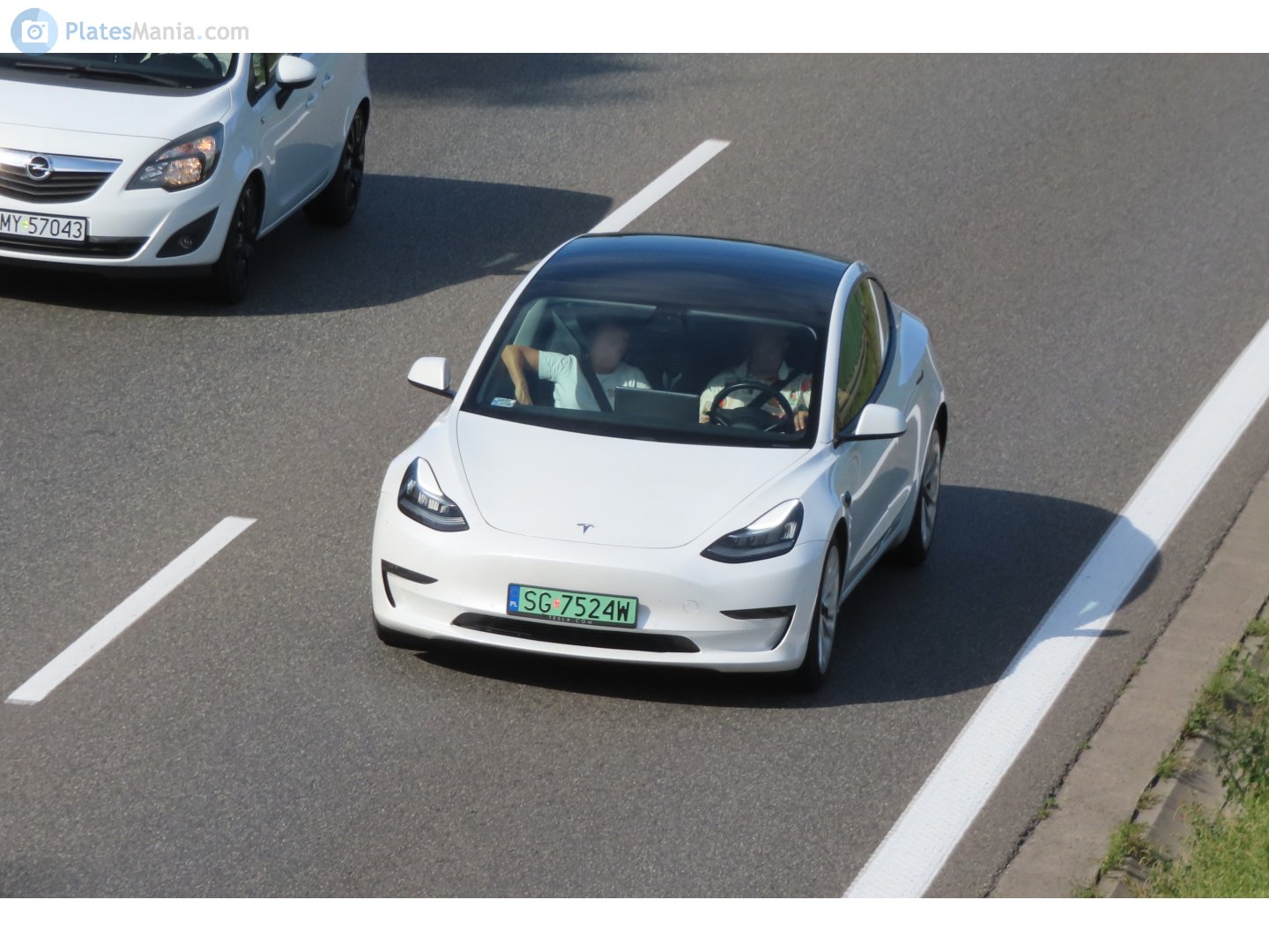 SG 7524W, Tesla Model 3 