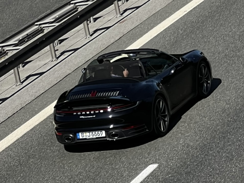 B J 6669, Porsche 911 8th gen Cabrio (992.1), 2019–2024