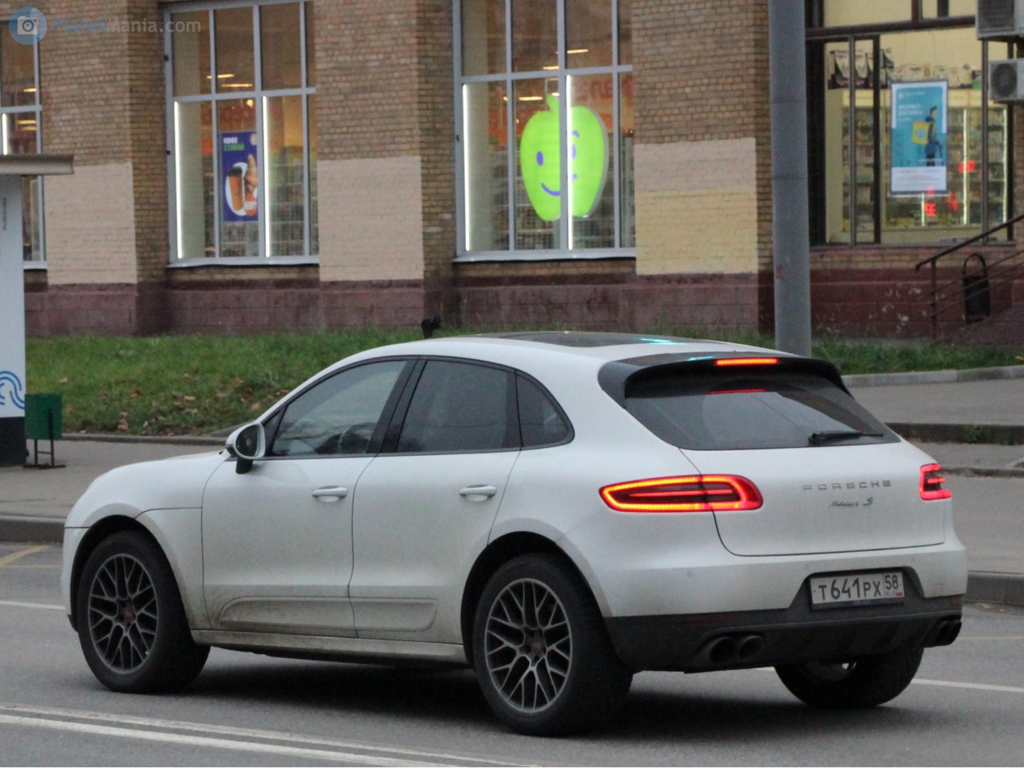 т 641 рх 58, Porsche Macan 1st gen (95B), 2014–2018