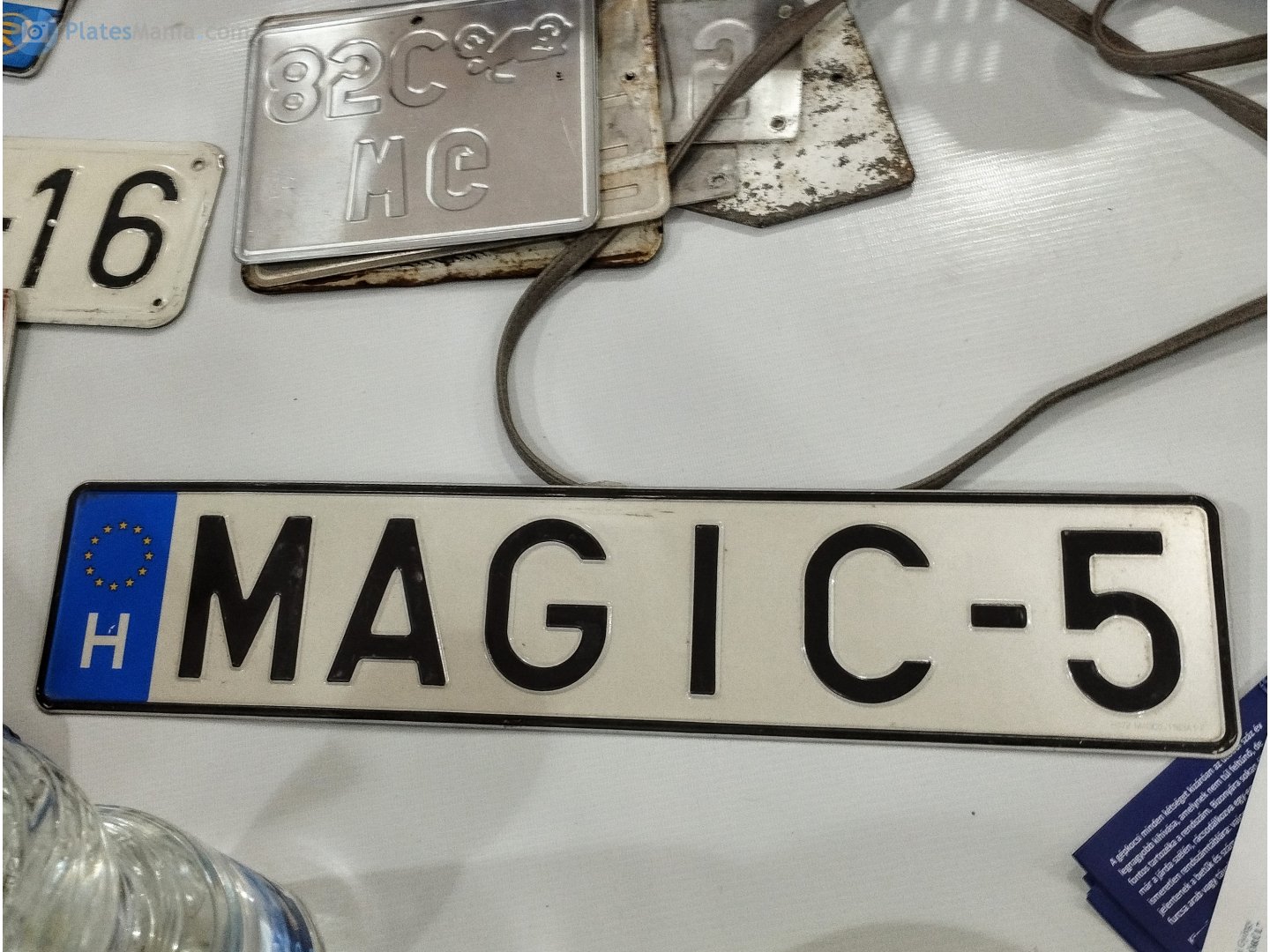 MAGIC-5, License plate without vehicle 