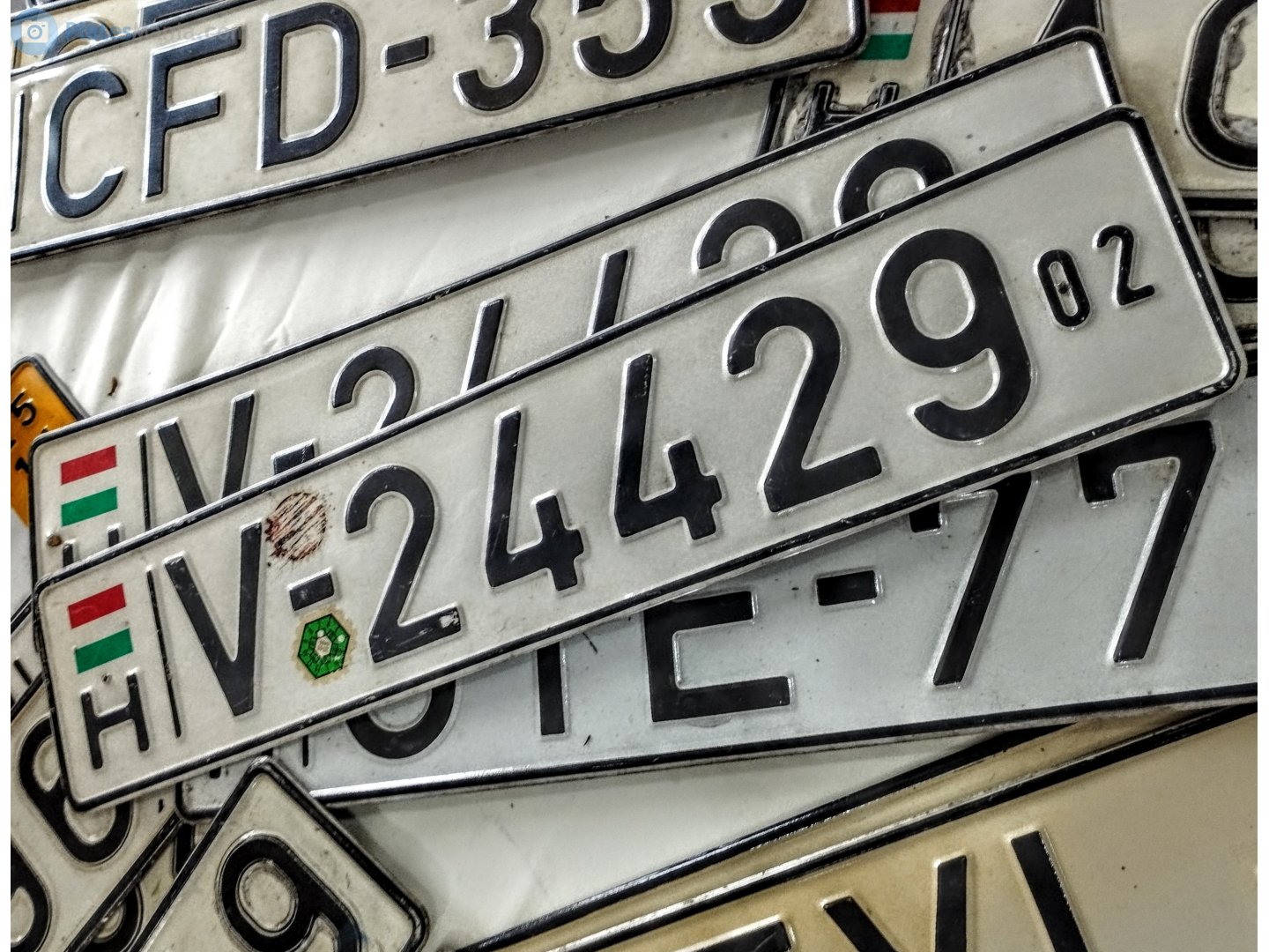 V-24429 02, License plate without vehicle 