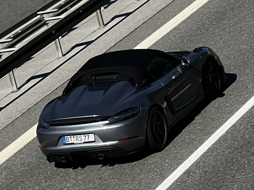 BT RS 77 (03/11), Porsche Boxster 4th gen 718 Boxster (982), 2016–