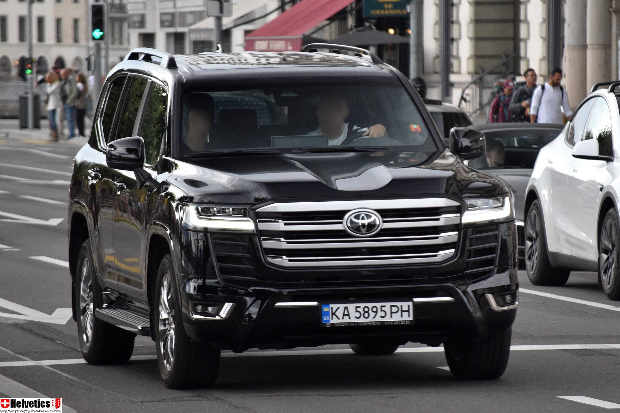 KA 5895 PH, Toyota Land Cruiser 300 (J300), 2021–