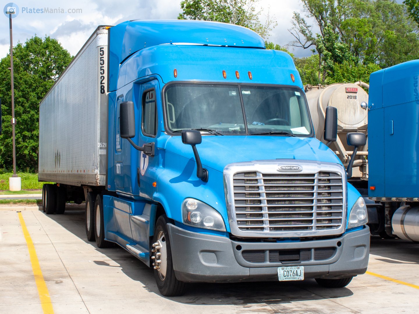 C076AJ, Freightliner Cascadia 1st gen Cascadia (2007–2013) / 2nd gen Cascadia Evolution (2012–2018)