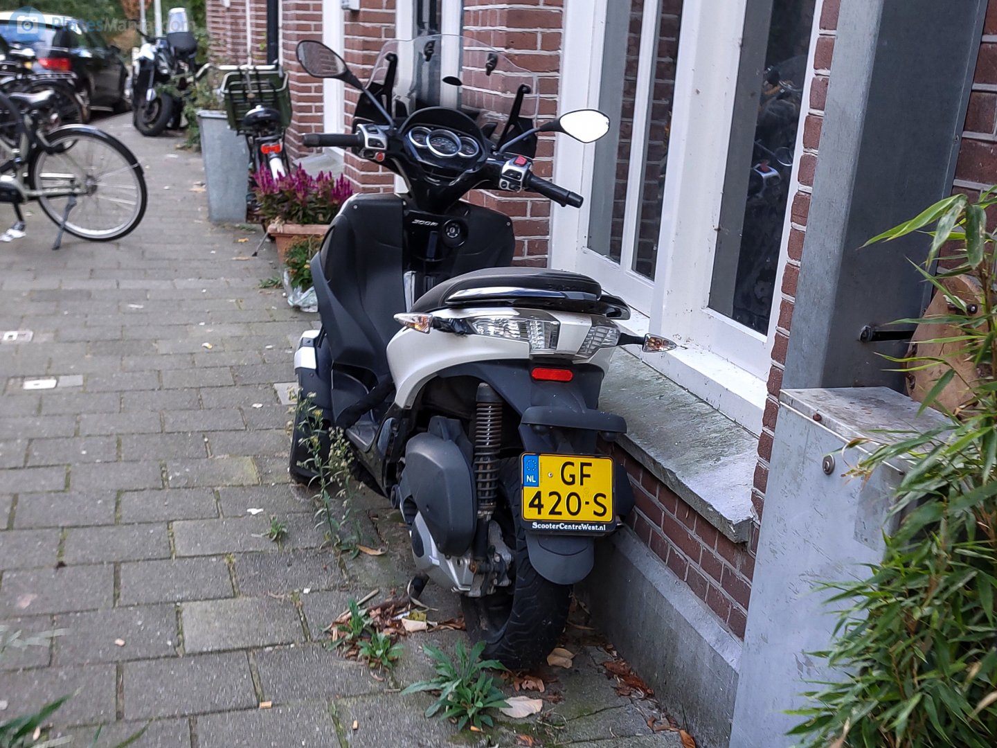 GF-420-S, Piaggio MP3 2nd gen, 2014–2022