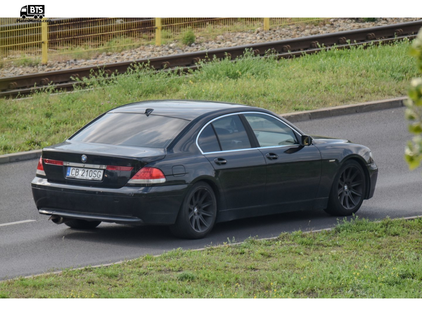 CB 210SG, BMW 7 Series 