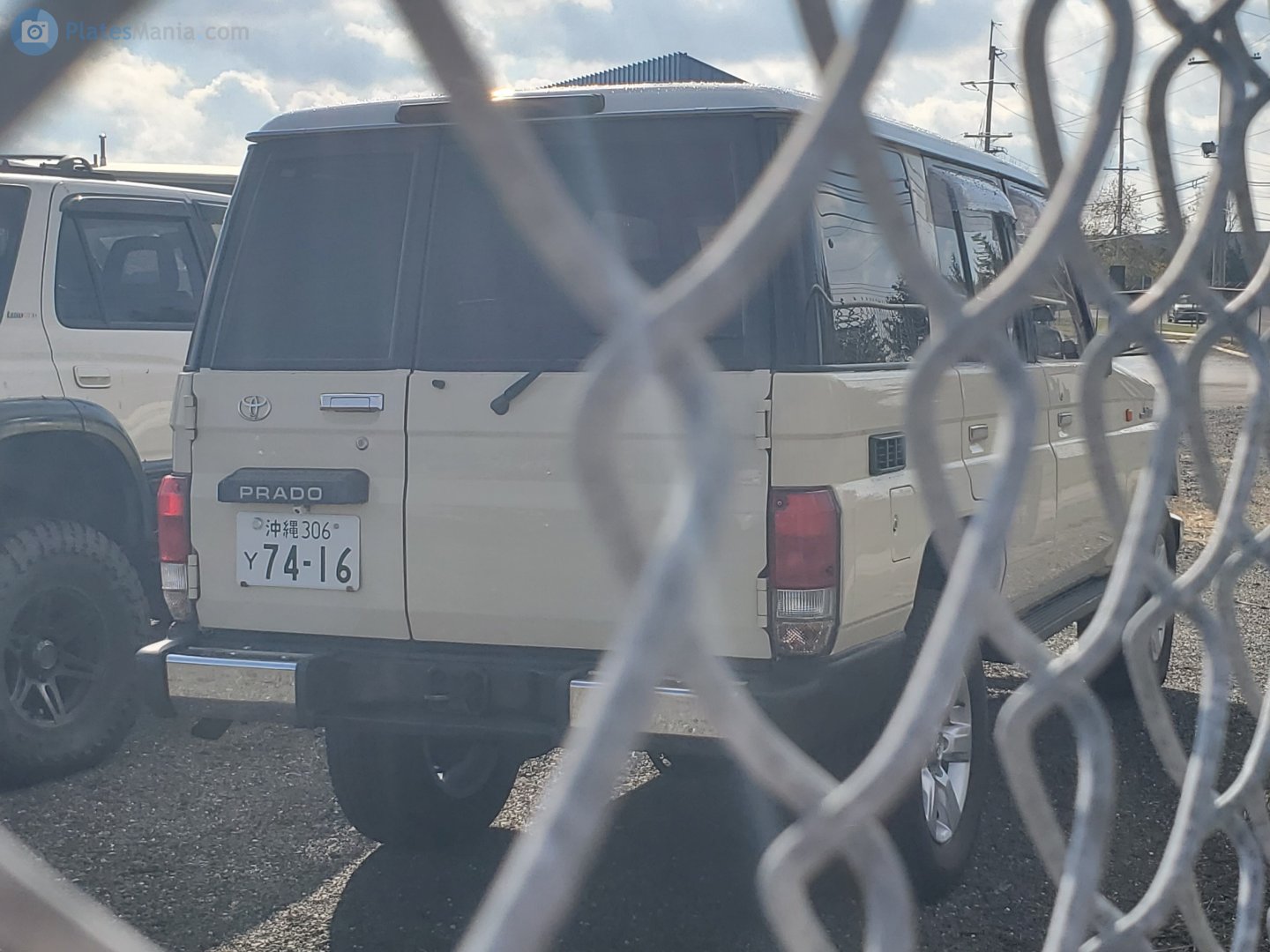 沖 306 Y 7416, Toyota Land Cruiser Prado 1st gen 5-door SUV (J78/J79), 1990–1996